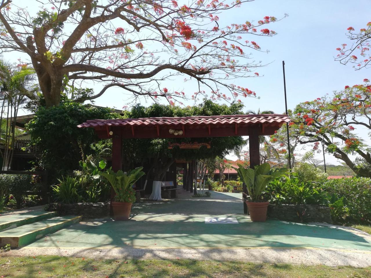 Hotel Rincon De La Vieja Lodge Liberia Exterior photo